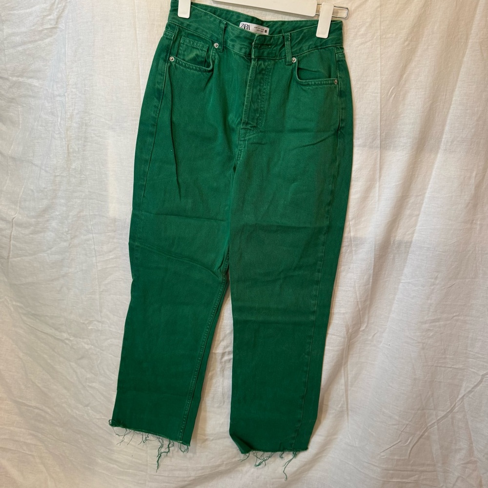 Zara Green Boyfriend Jeans